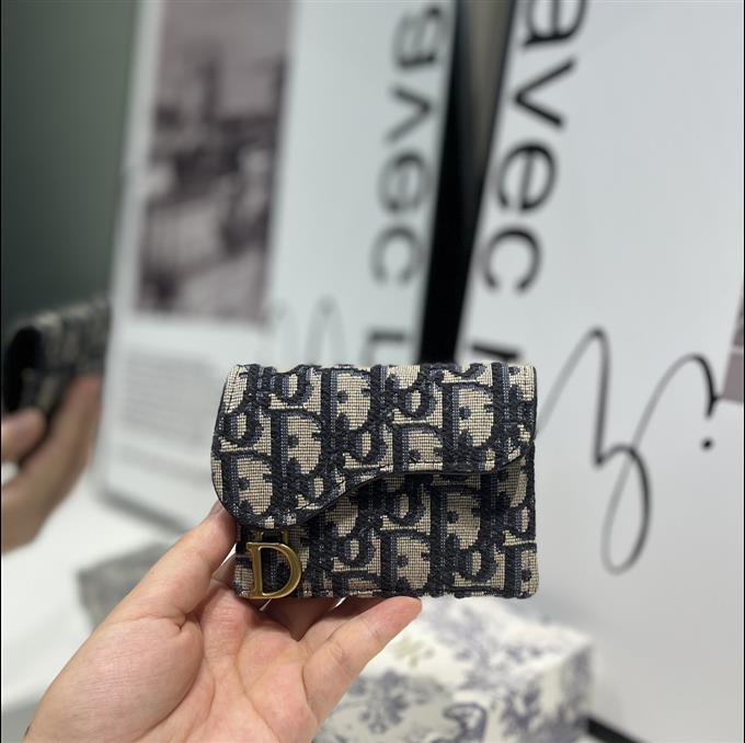 2025228Y 170P182139640